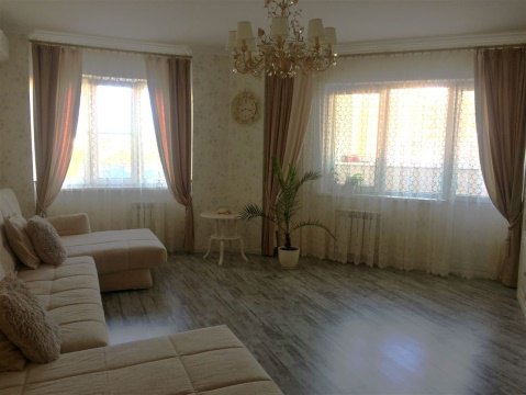 2-к квартира, 6/12 эт., 85м²