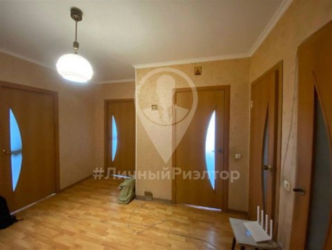 2-к квартира, 9/10 эт., 68м²