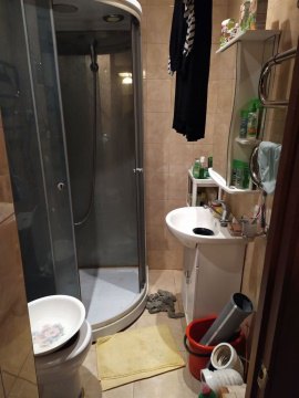 3-к квартира, 1/3 эт., 65м²