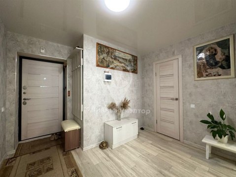 1-к квартира, 10/11 эт., 44м²