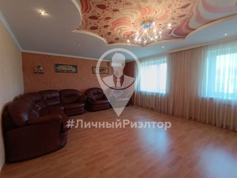 3-к квартира, 5/10 эт., 108м²