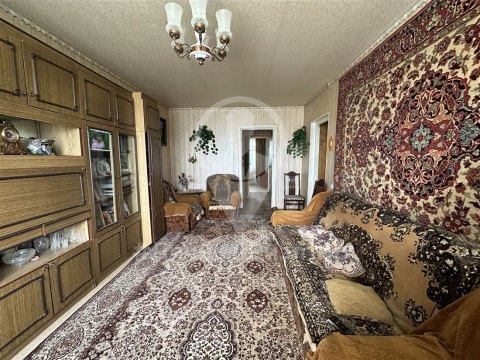 4-к квартира, 5/5 эт., 84м²