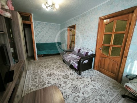 3-к квартира, 2/5 эт., 47м²