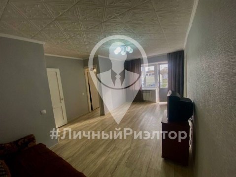 2-к квартира, 5/5 эт., 41м²