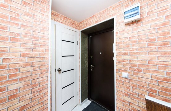 1-к квартира, 5/5 эт., 17м²