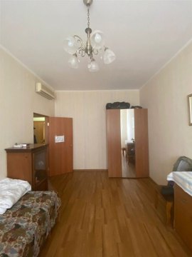 3-к квартира, 1/3 эт., 80м²