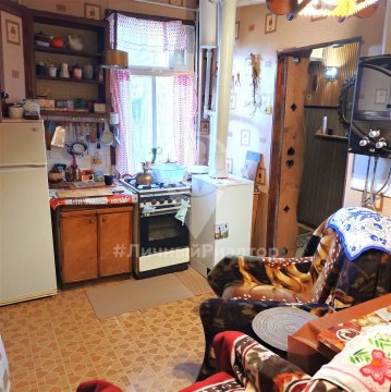 3-к квартира, 1/1 эт., 46м²