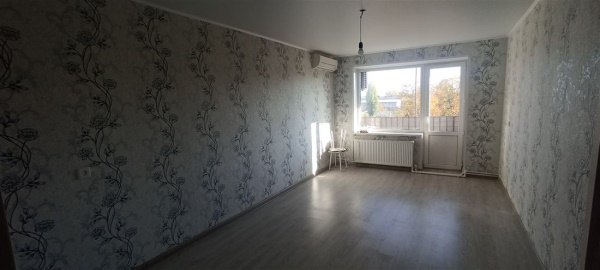 3-к квартира, 4/4 эт., 60м²