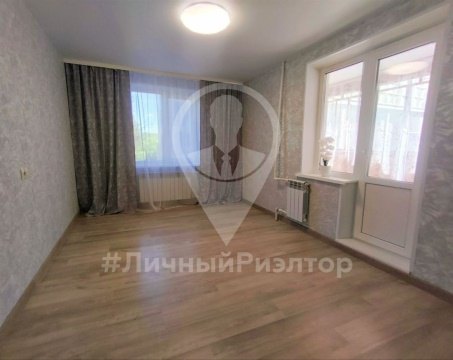 2-к квартира, 4/9 эт., 52м²