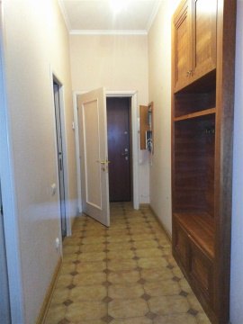 3-к квартира, 2/5 эт., 75м²