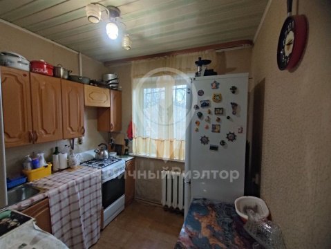 2-к квартира, 1/4 эт., 49м²