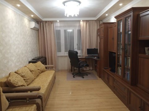2-к квартира, 5/10 эт., 52м²