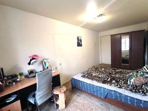 3-к квартира, 5/5 эт., 60м²