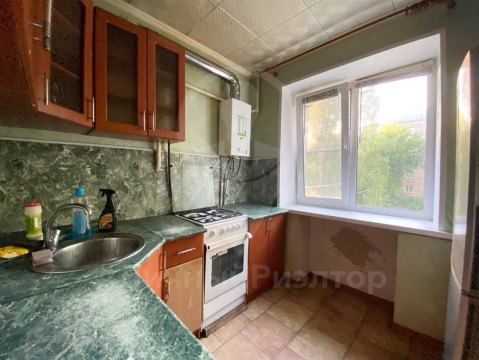 3-к квартира, 2/5 эт., 55м²