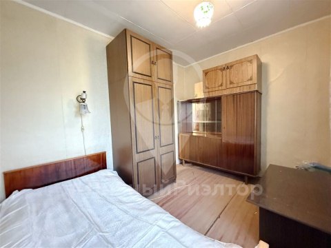 3-к квартира, 4/4 эт., 42м²