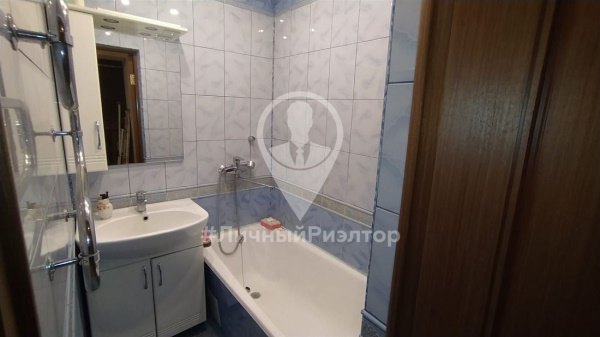 2-к квартира, 5/5 эт., 48м²