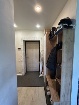 1-к квартира, 8/10 эт., 38м²
