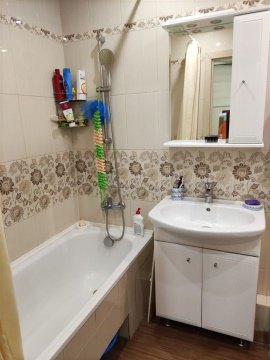 1-к квартира, 4/19 эт., 54м²