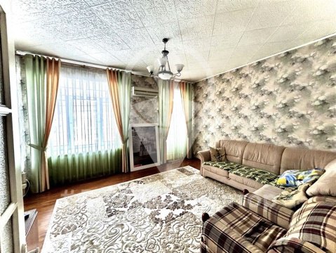 2-к квартира, 2/4 эт., 75м²
