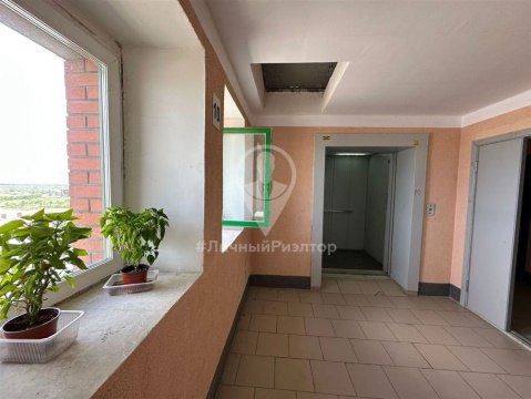 1-к квартира, 10/11 эт., 44м²