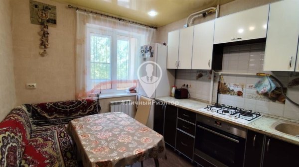 2-к квартира, 2/3 эт., 47м²