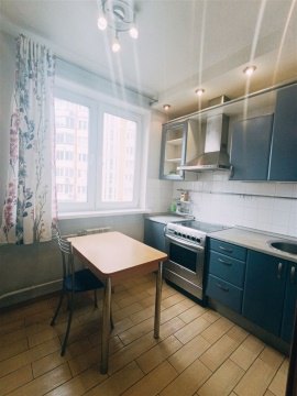 1-к квартира, 12/17 эт., 37м²