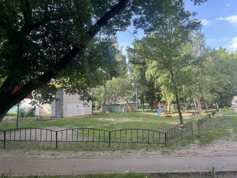 2-к квартира, 4/9 эт., 49м²